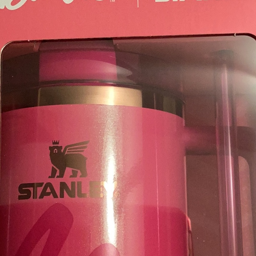 ‼️NIB‼️Stanley x Barbie Pink Icon 40 oz Quencher - Picture 8 of 8